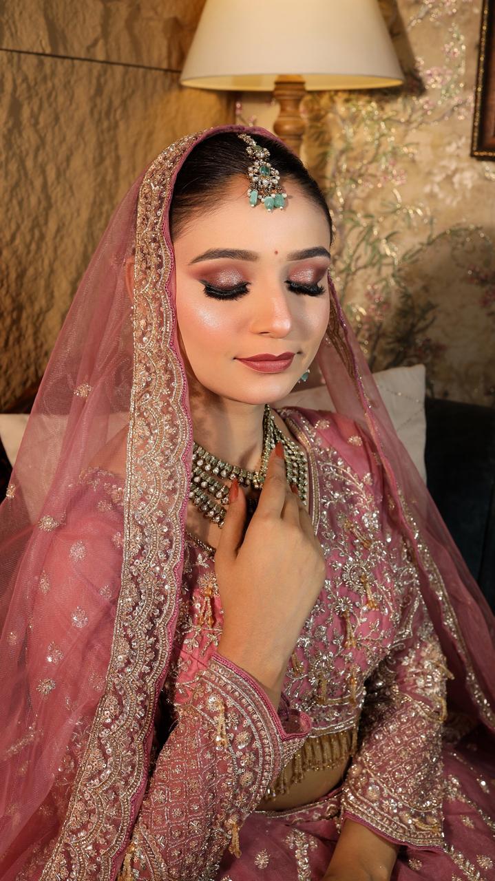 Neha Beauty Salon