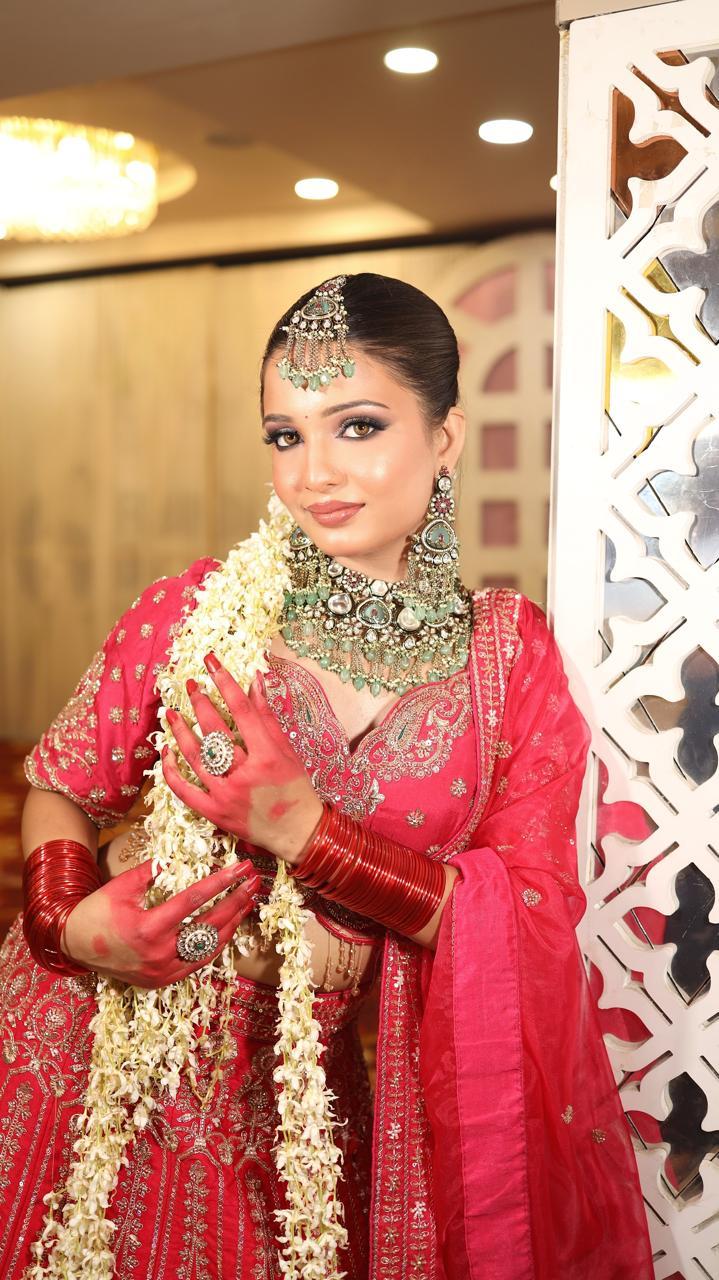Neha Beauty Salon