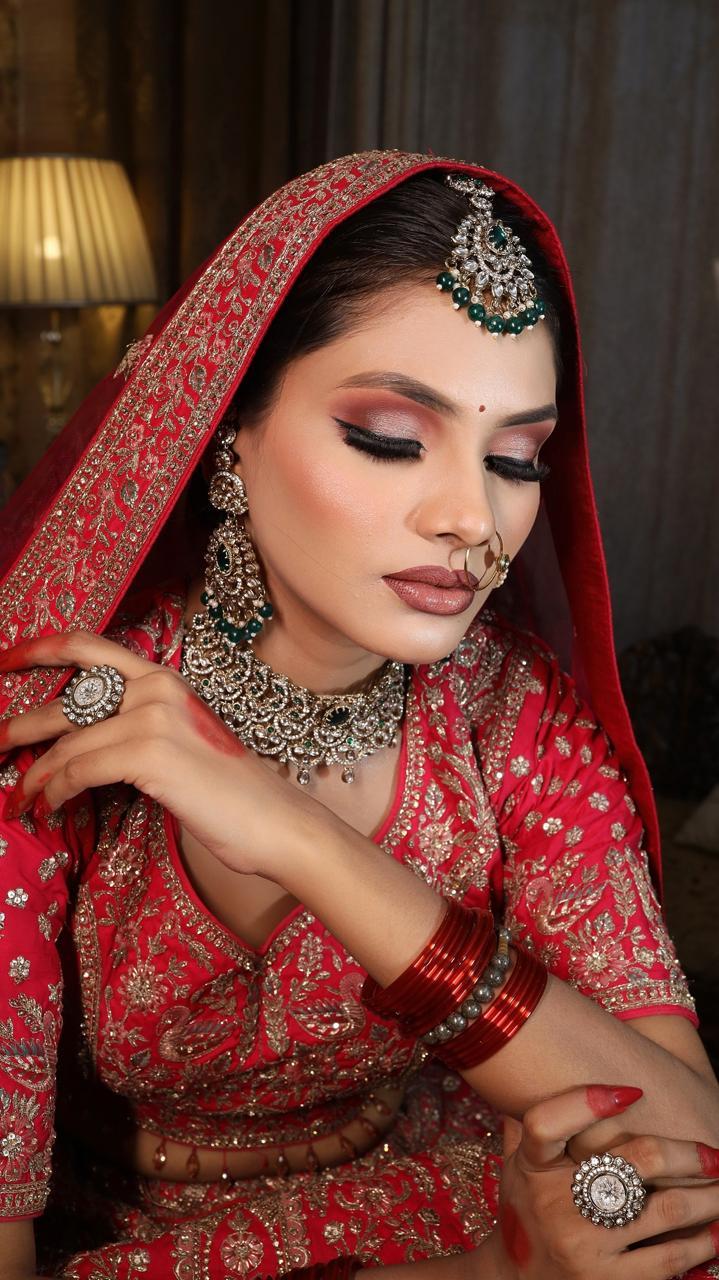 Neha Beauty Salon