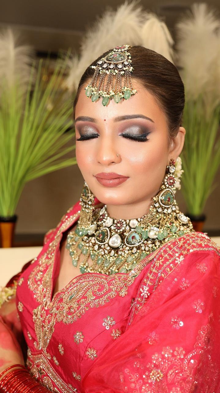 Neha Beauty Salon