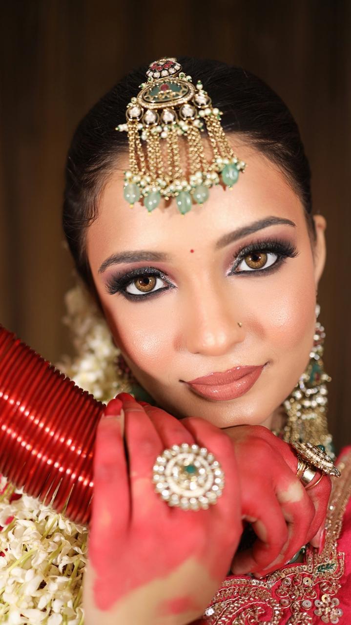 Neha Beauty Salon