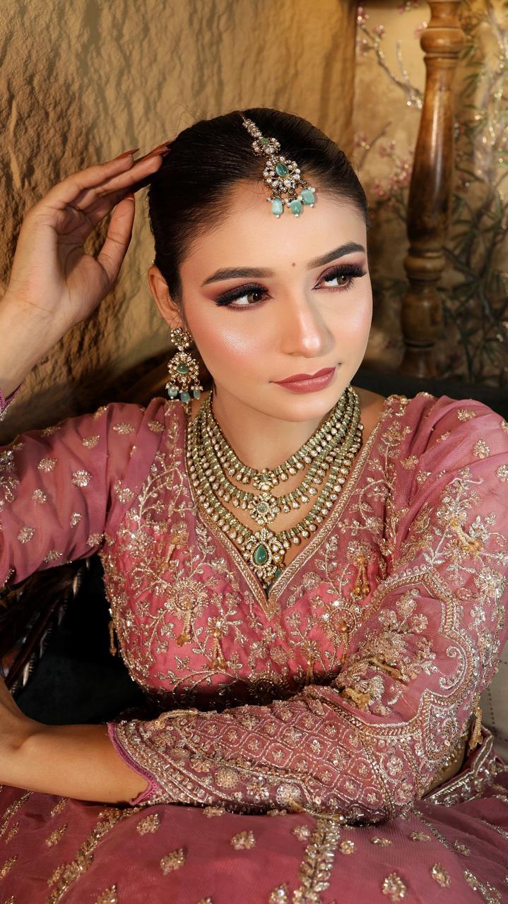 Neha Beauty Salon