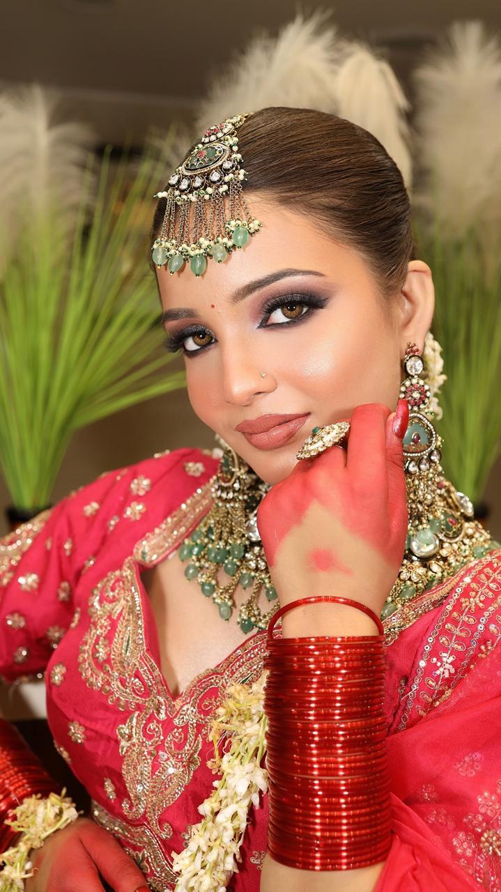 Neha Beauty Salon