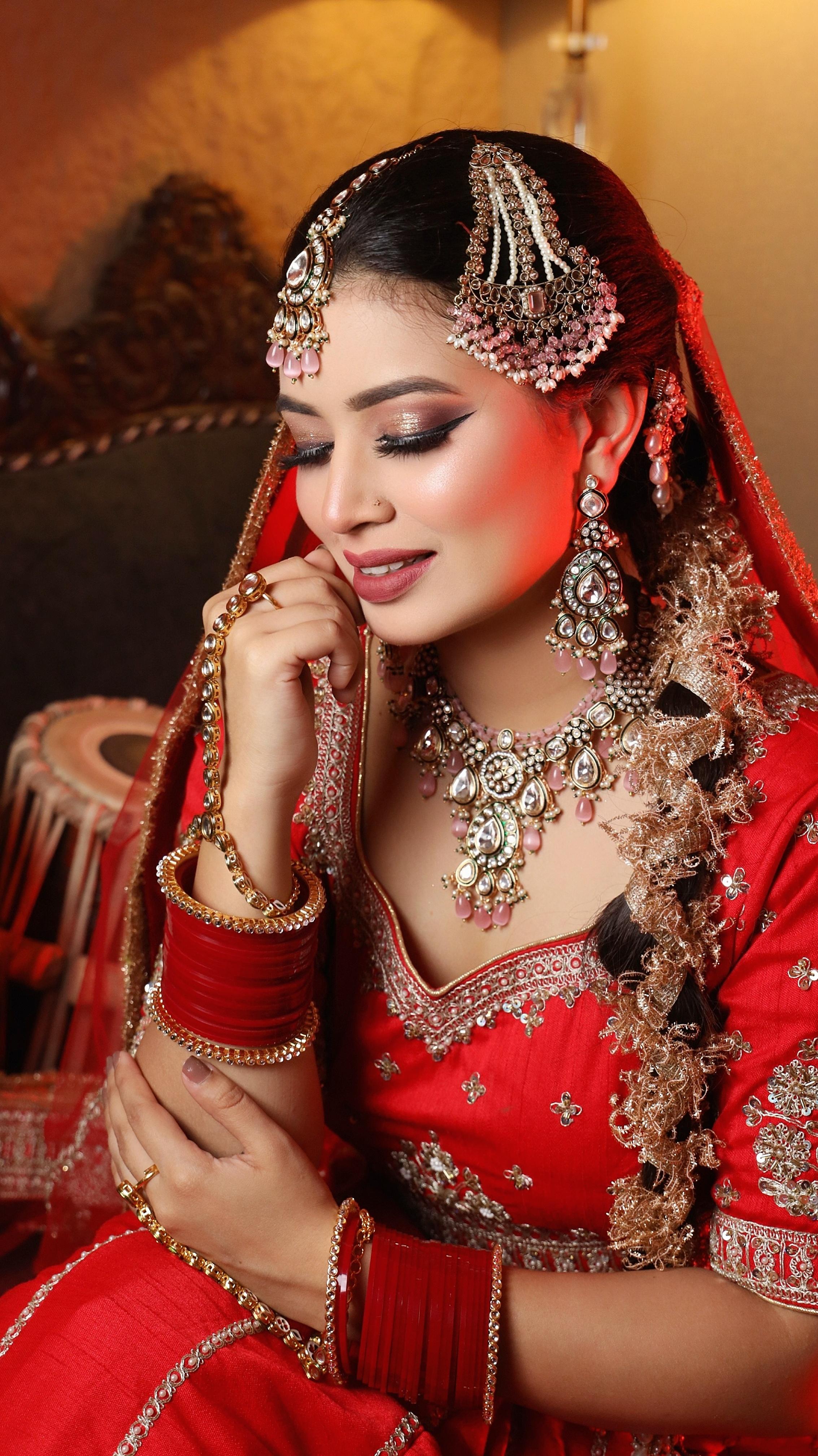 Neha Beauty Salon