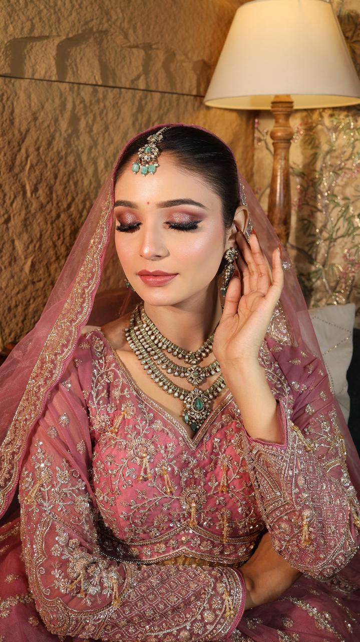 Neha Beauty Salon