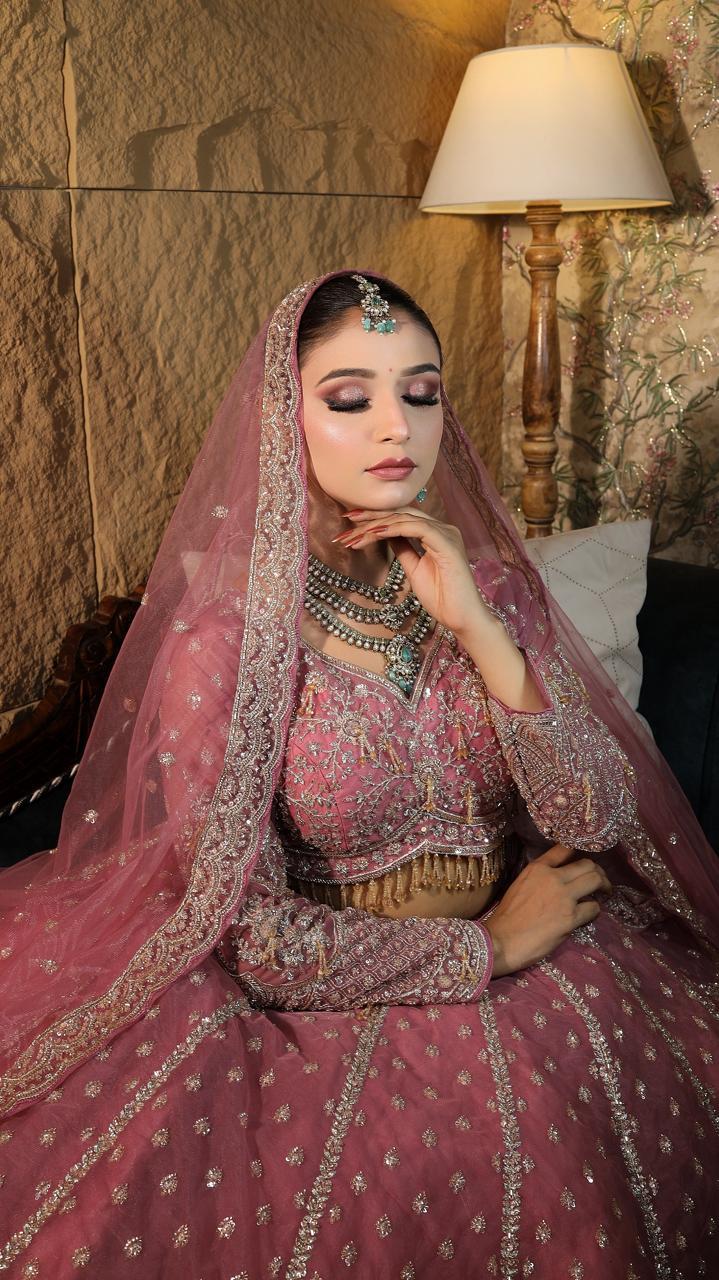 Neha Beauty Salon
