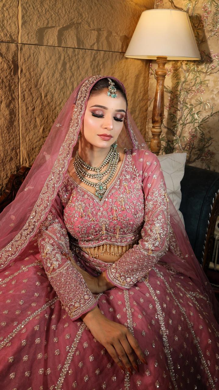 Neha Beauty Salon
