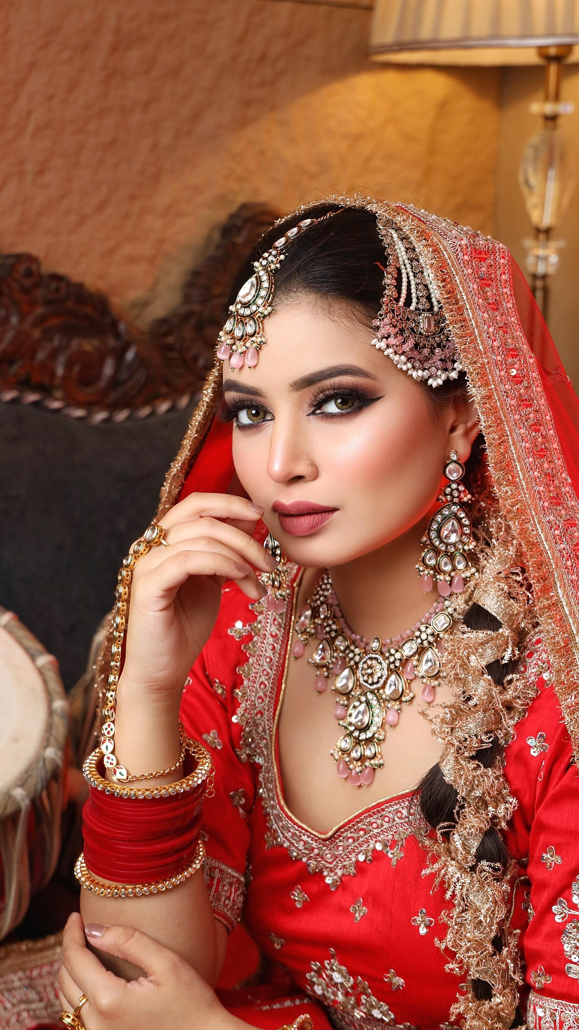 Neha Beauty Salon