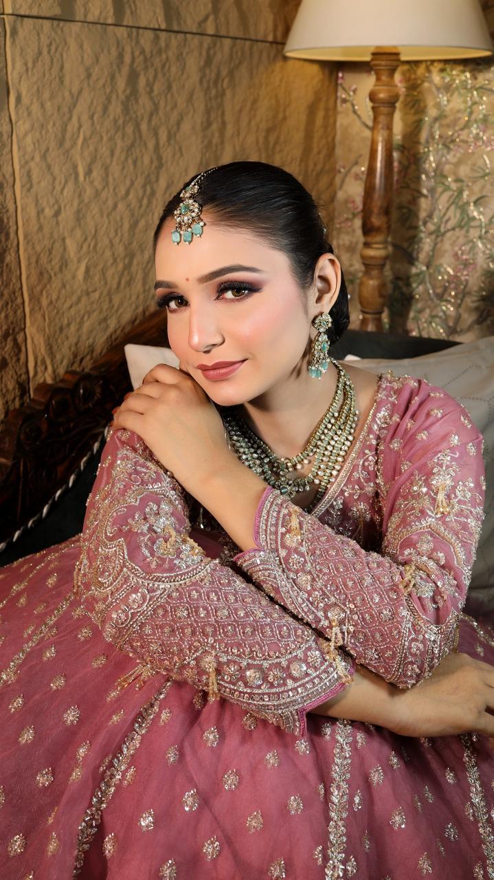 Neha Beauty Salon