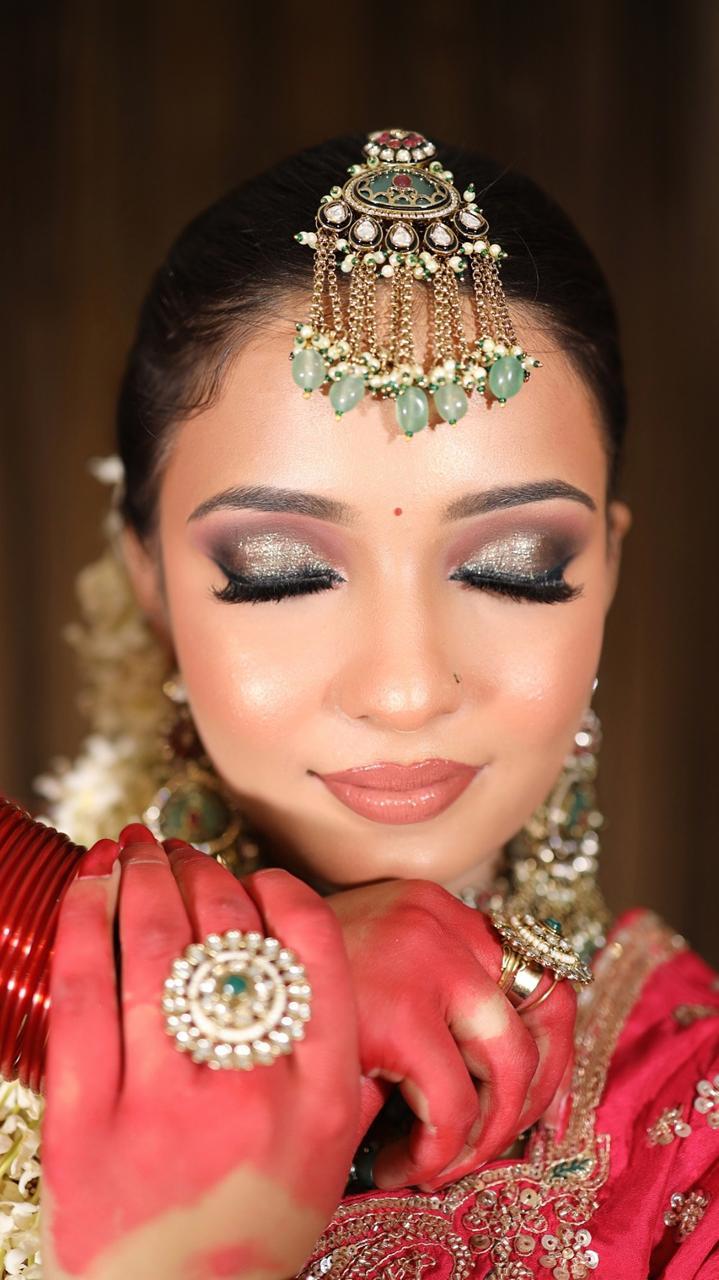 Neha Beauty Salon