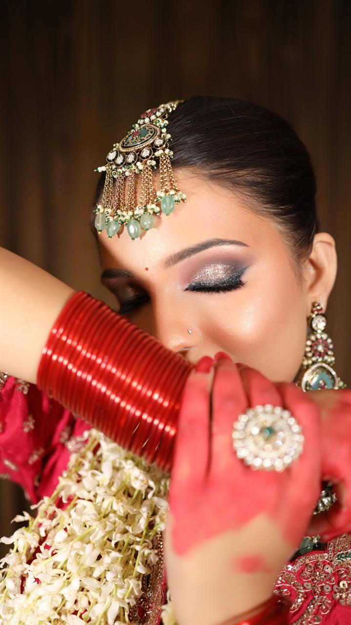Neha Beauty Salon