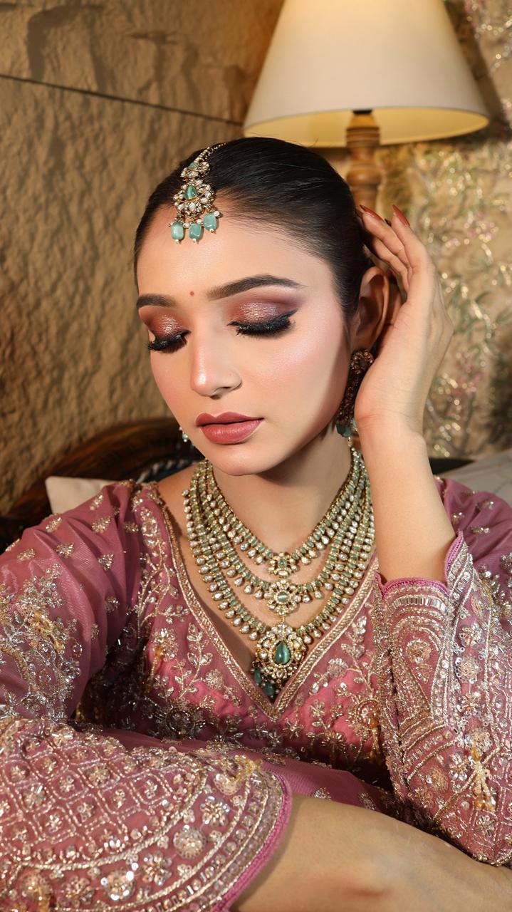 Neha Beauty Salon