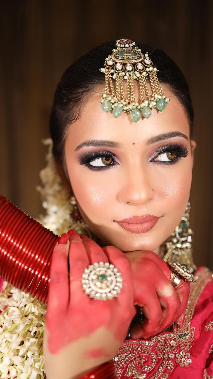 Neha Beauty Salon